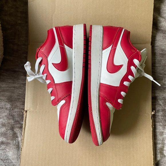 Jordan 1 Low Gym Red White - Picture 1 of 7
